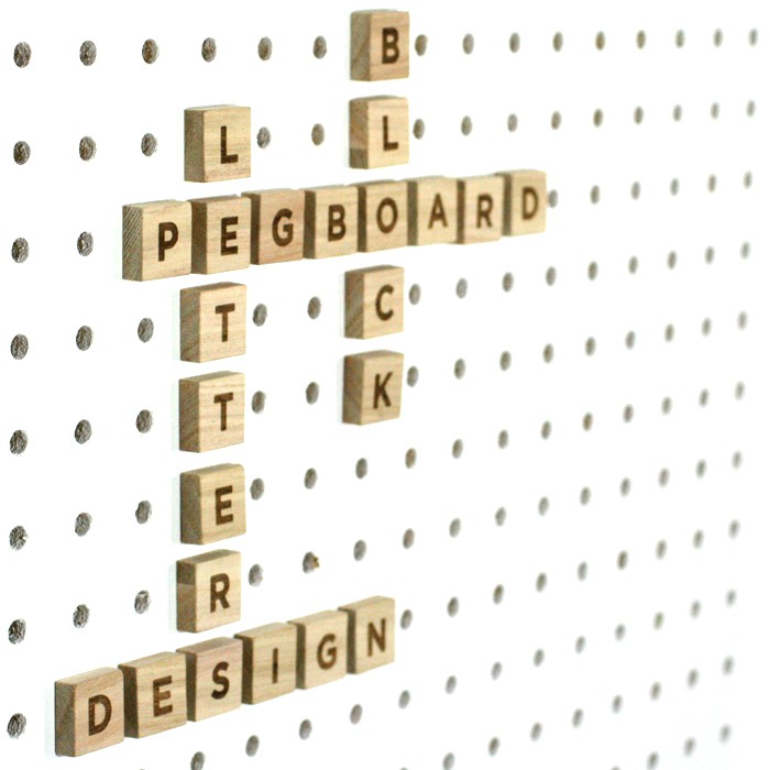block_design_pegboard_letters_a