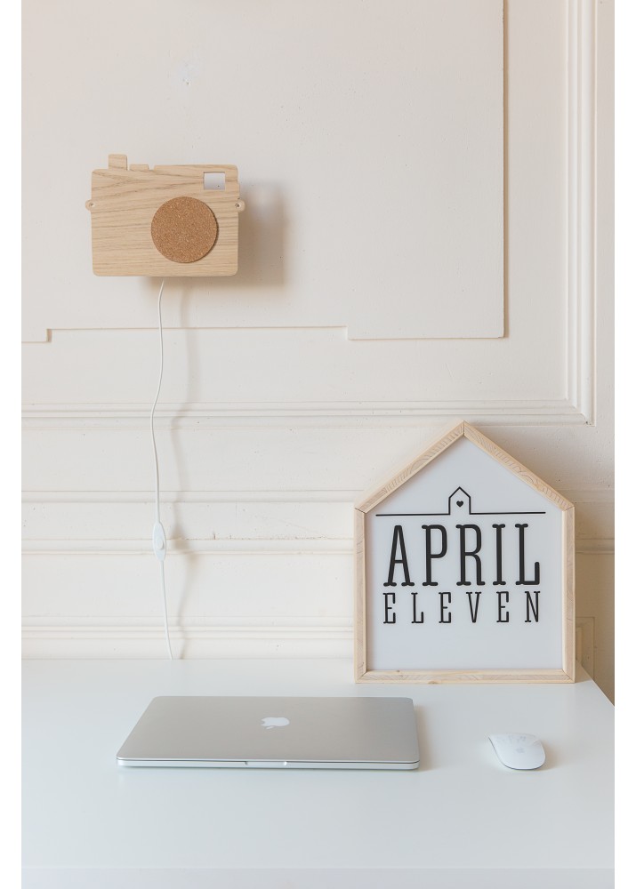 applique appareil photo april eleven - Webshoptip April Eleven, houten accessoires
