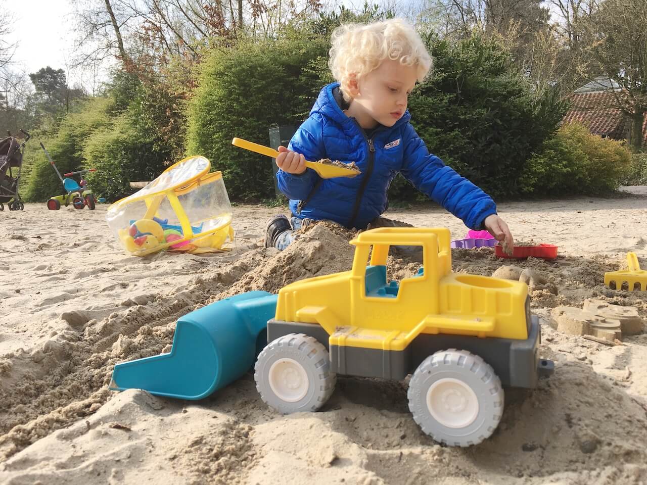 speelgoed driejarige4 - WIN 3x een Playmobil Sand Schepwagen