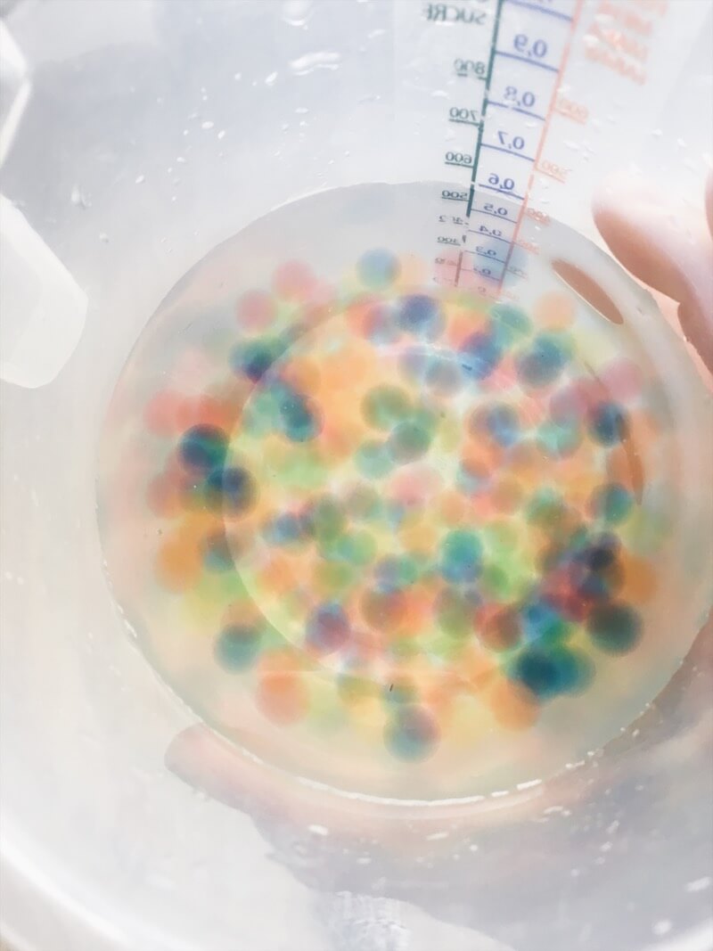 activiteiten met waterbeads of orbeez - unicorns & fairytales