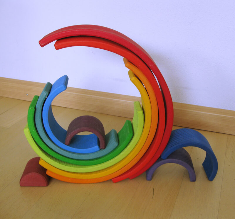 houten regenboog GRIMMS - unicorns & fairytales