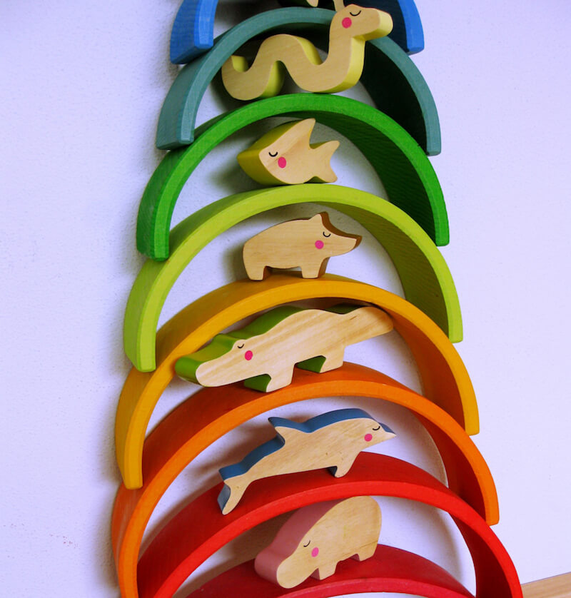 houten regenboog GRIMMS - unicorns & fairytales