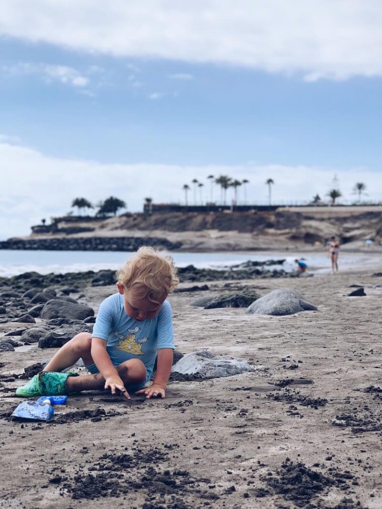 strandspelletjes en activiteiten op het strand - unicorns & fairytales