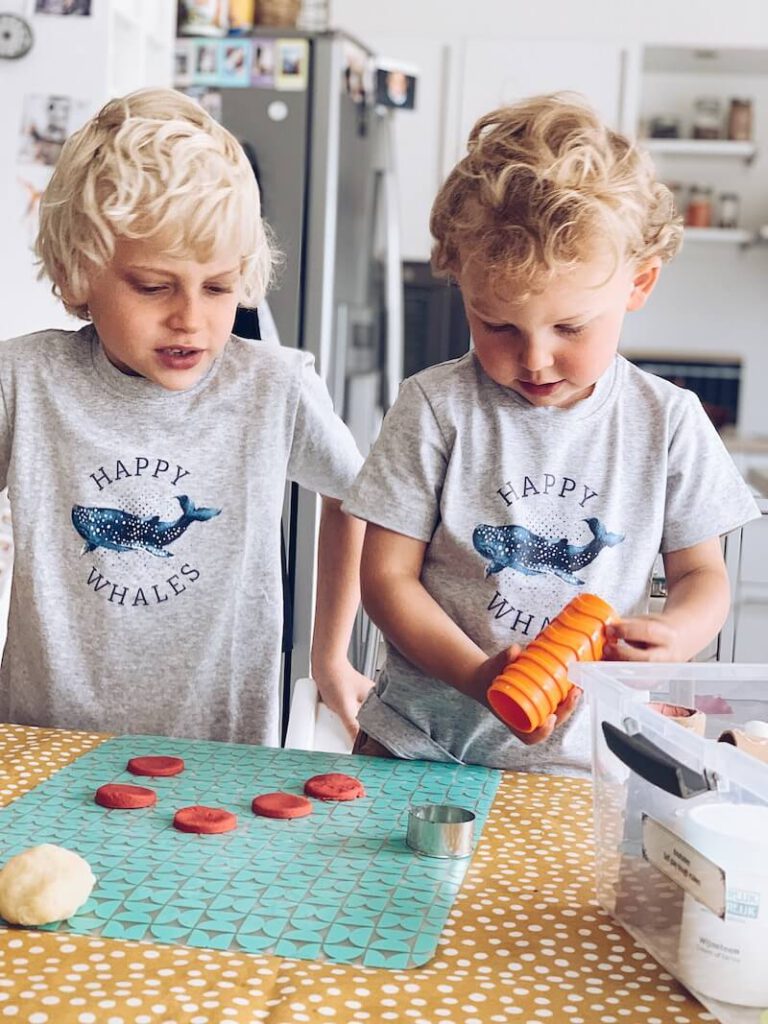 kool-aid playdough maken - unicorns & fairytales