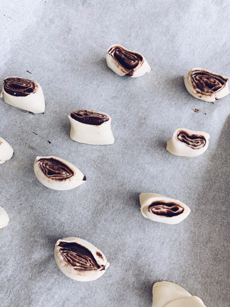 vegan chocolate rolls - unicorns & fairytales