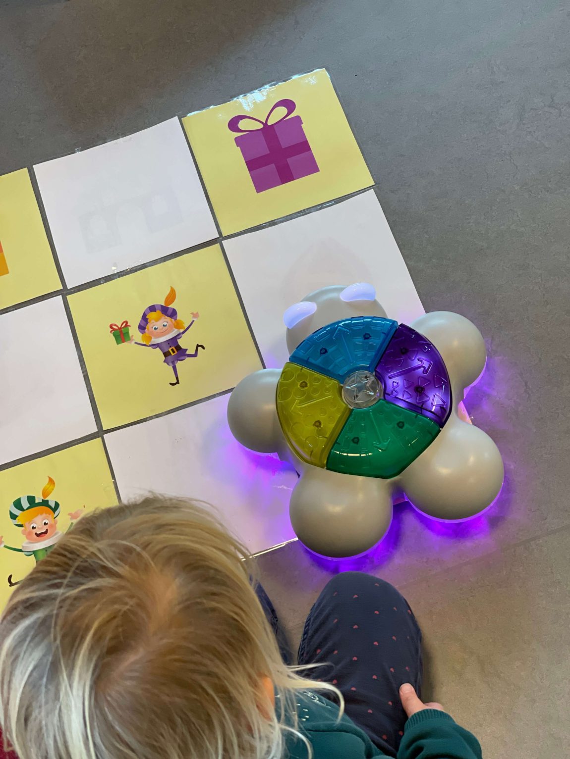 programmeren met kleuters Glow & Go bot - unicorns & fairytales