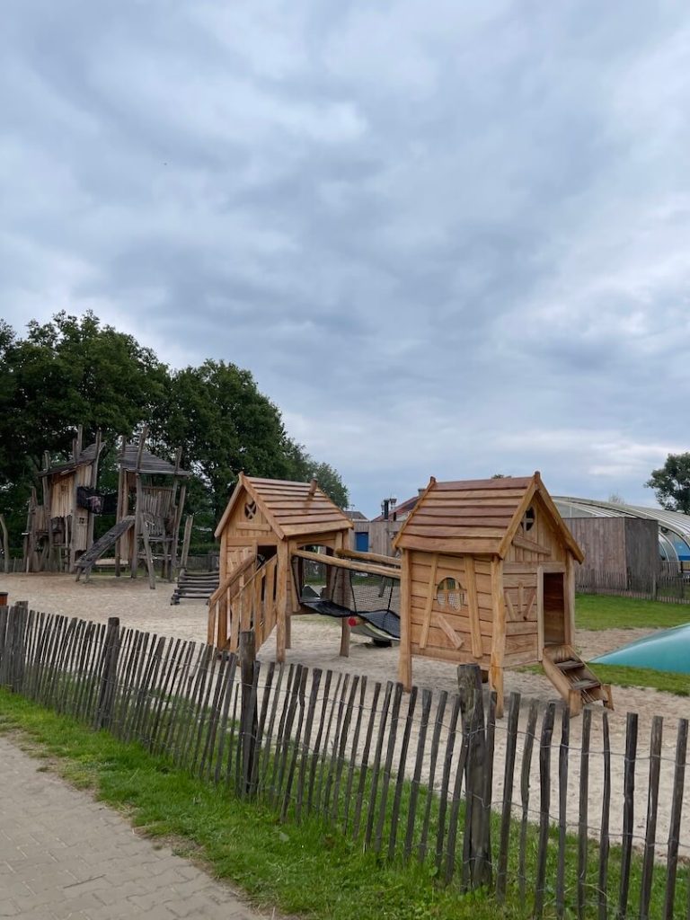 vakantie naar Twente met Eurocamp in het Papillon country resort - unicorns & fairytales