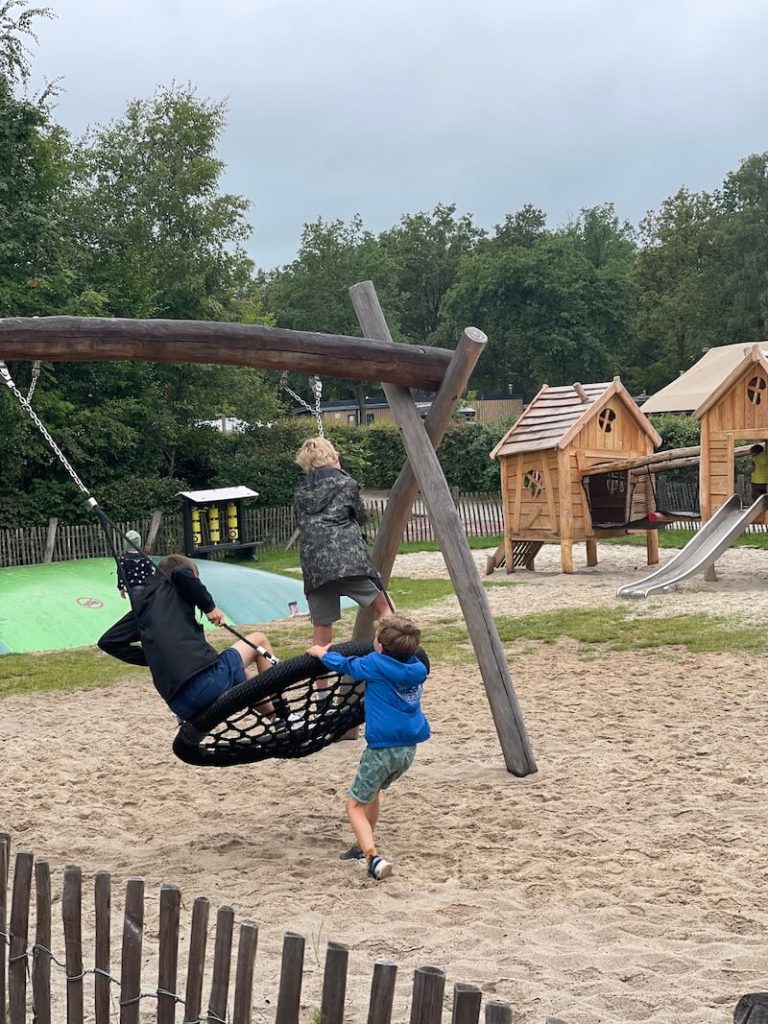 vakantie naar Twente met Eurocamp in het Papillon country resort - unicorns & fairytales